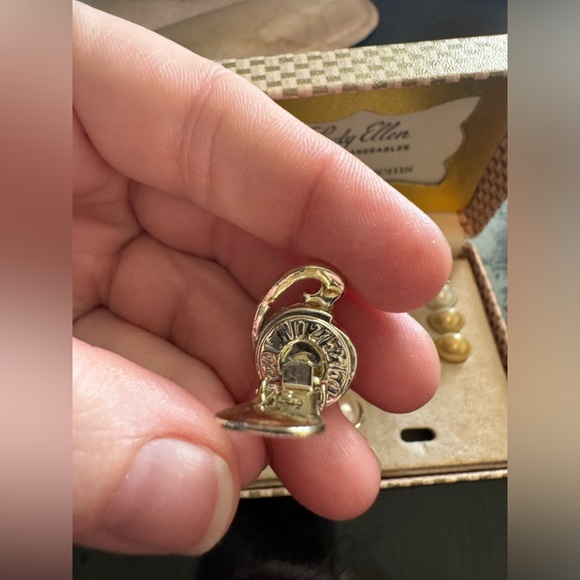 Vintage Lady Ellen Interchangeable pastel Faux Pearl Earrings ~IOB - Picture 6 of 8